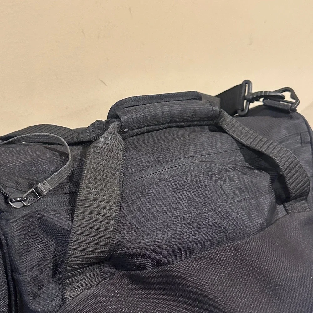 Callaway Golf Duffel Bag Black Travel Gym Weekender Shoulder Strap Large